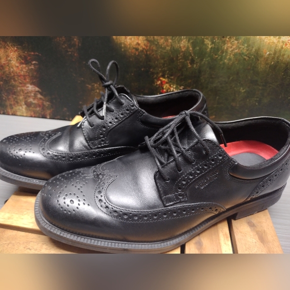 Nice Dress Shoes Men's Size 7.5 Rockport Waterproof Hydro Shield Pre-owned - Picture 1 of 6